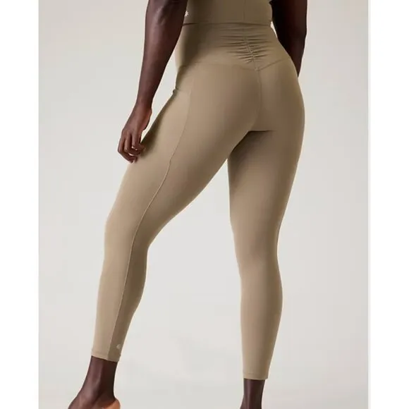 Athleta M Salutation Stash Cinch 7/8 Tight Pyrite Tan Medium - Image 2