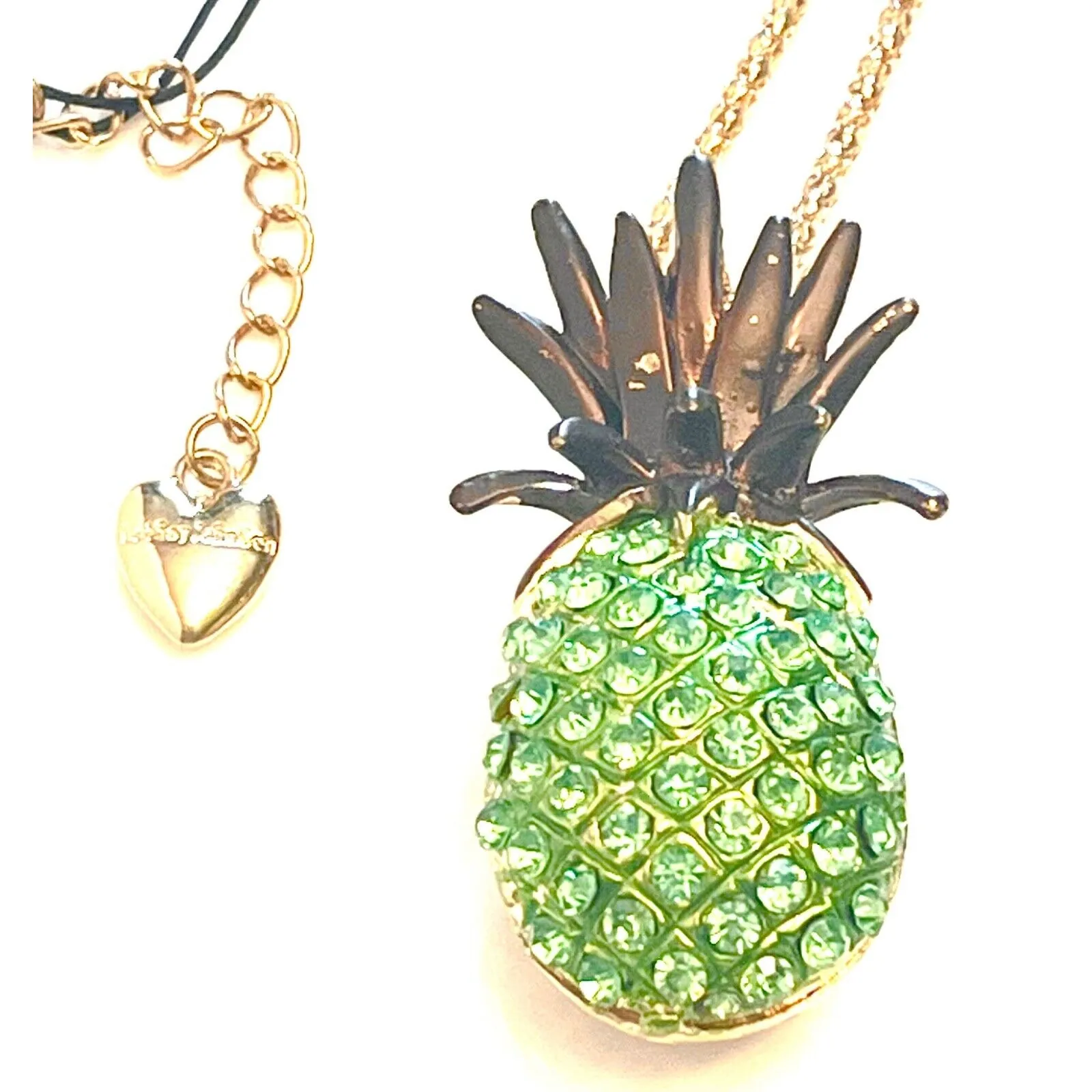 Betsey Johnson PINEAPPLE NECKLACE Green Rhinestone Pendant Gold Popcorn Chain - Image 2