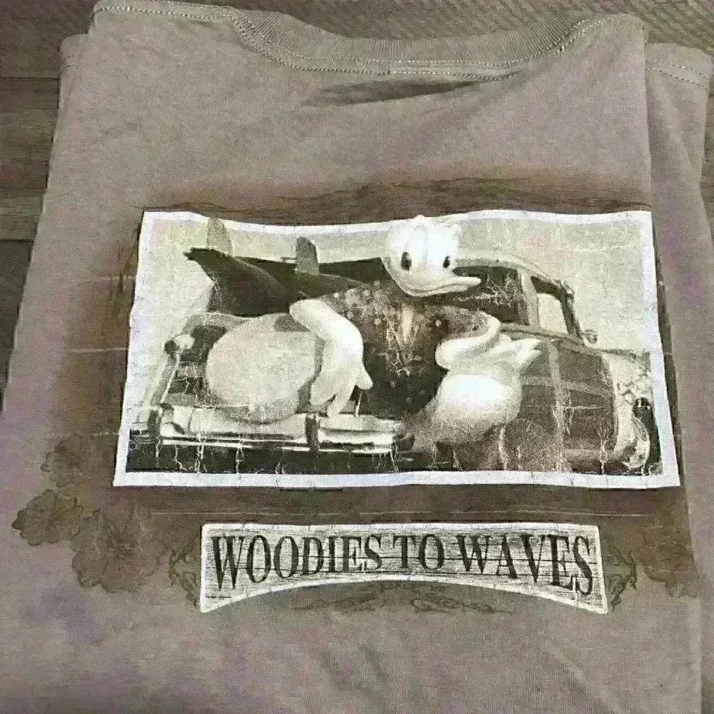 *New* Donald‎ Duck Woodies to Waves Light Brown T - Image 5