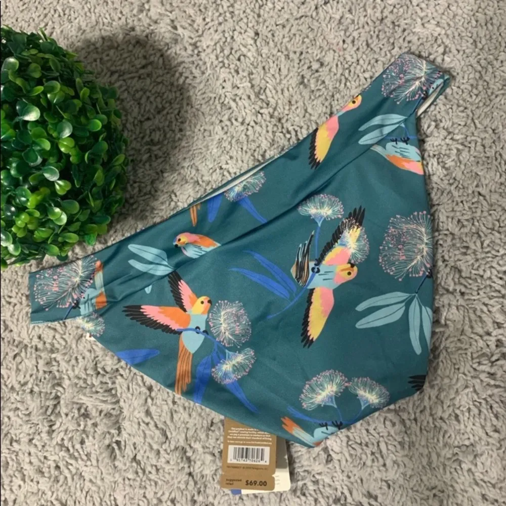 NWT
Patagonia Parrots Teal Bikini Bottom
 Size‎ M - Image 2