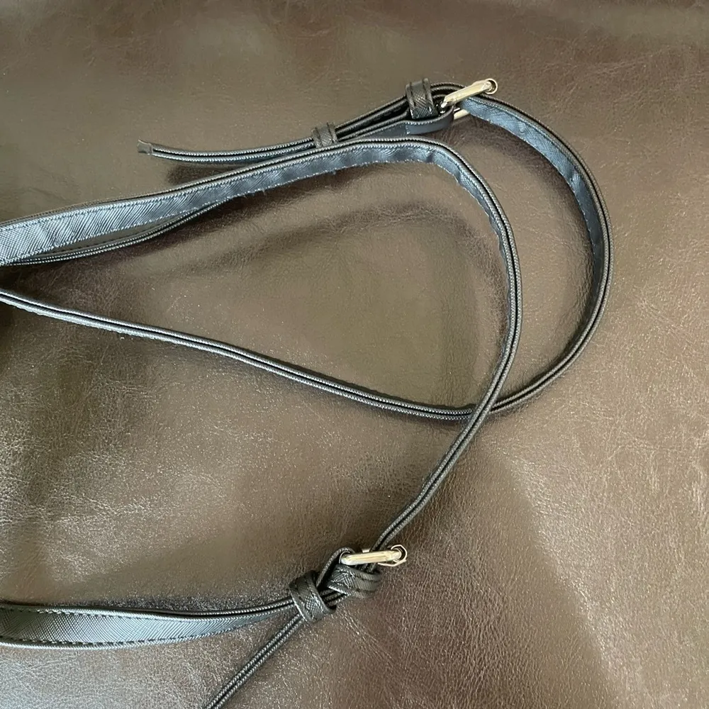 Steve Madden  mini backpack with additional zippered coin ear buds pouch - Image 10