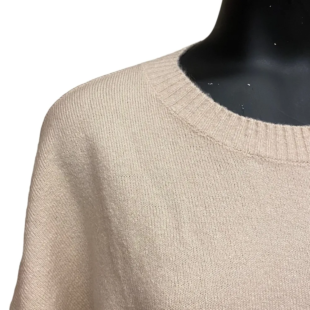 ILLA ILLA Cream Oversized Pullover Knit Sweater Size Small - Image 2