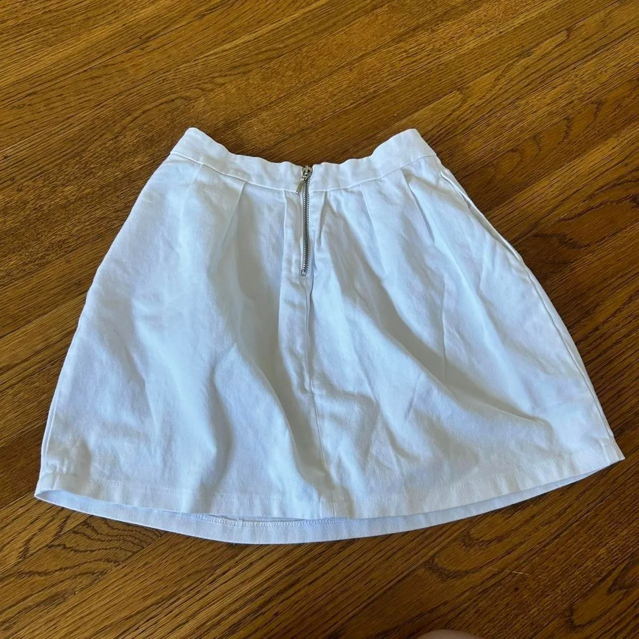 White Mini Skirt Stradivarius - Image 3