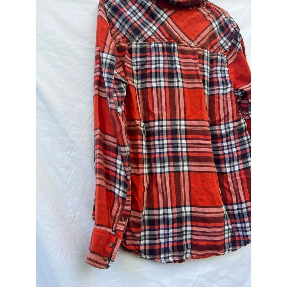 Merona Red Plaid Button Up Woman’s Top Size Medium - Image 7