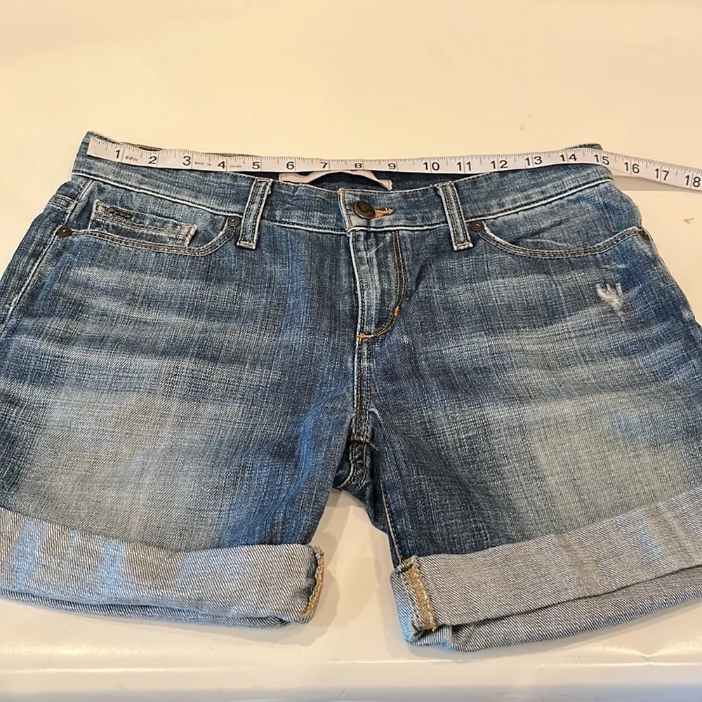 Joes Jeans 5” Inseam Mid Rise Shorts Size 26 - Image 4