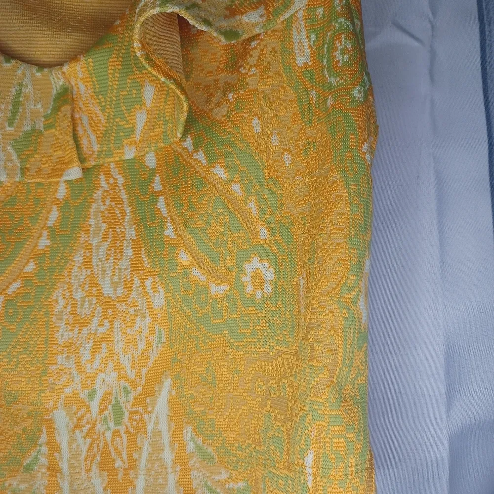 ZARA S Firfirli Jakarli Yellow Green Paisley Stretch sleeveless cropped top - Image 2