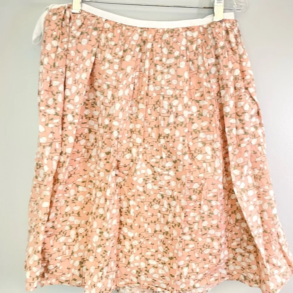 Max Studio  flower skirt - Image 3