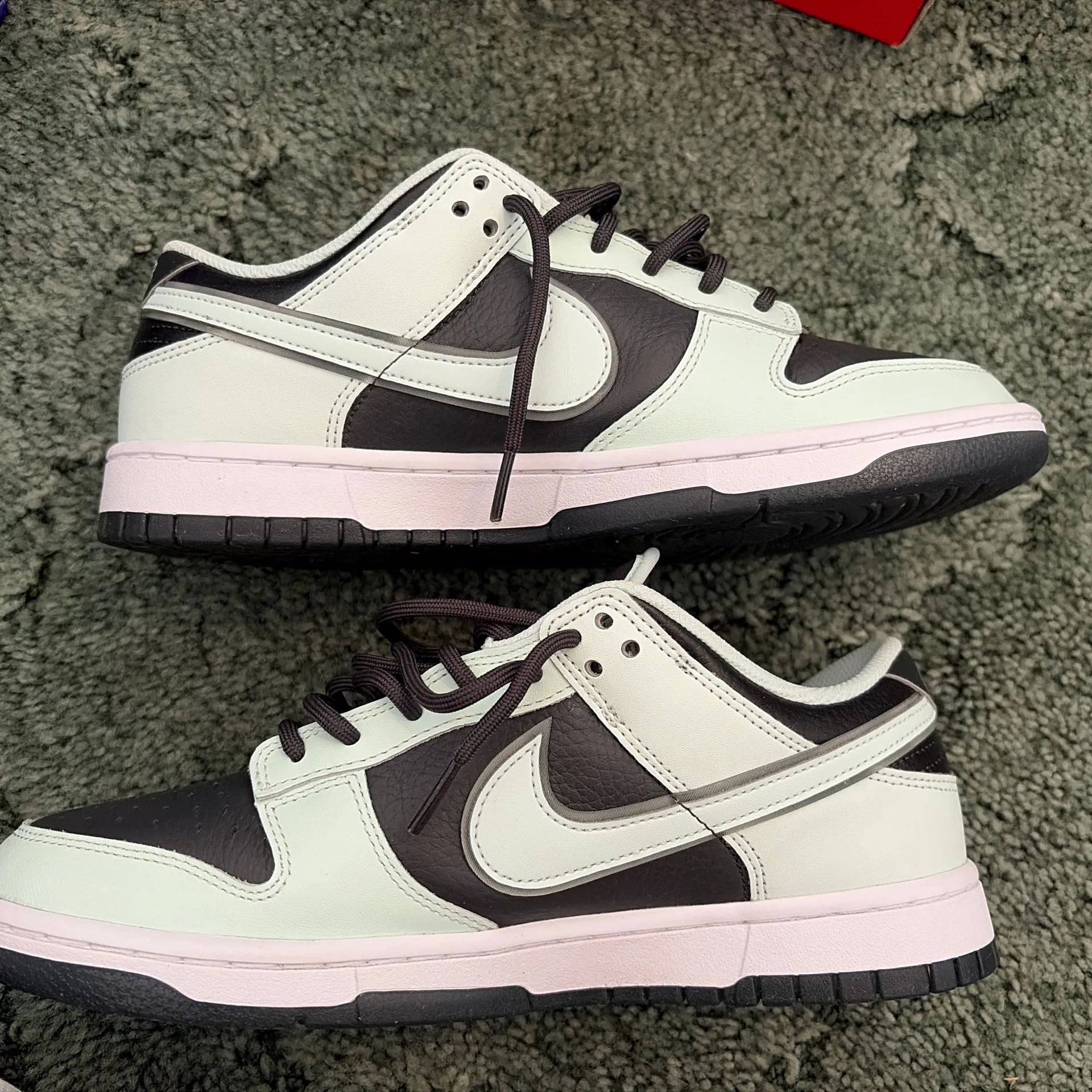 Nike  Dunk Low - Image 8