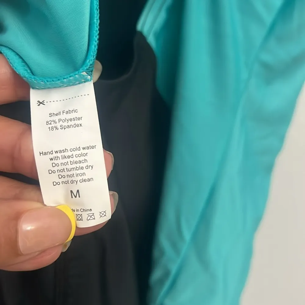 Women Athletic One Piece Swimsuits Sporty Racerback Bathing Suit New Black Size M - Image 9