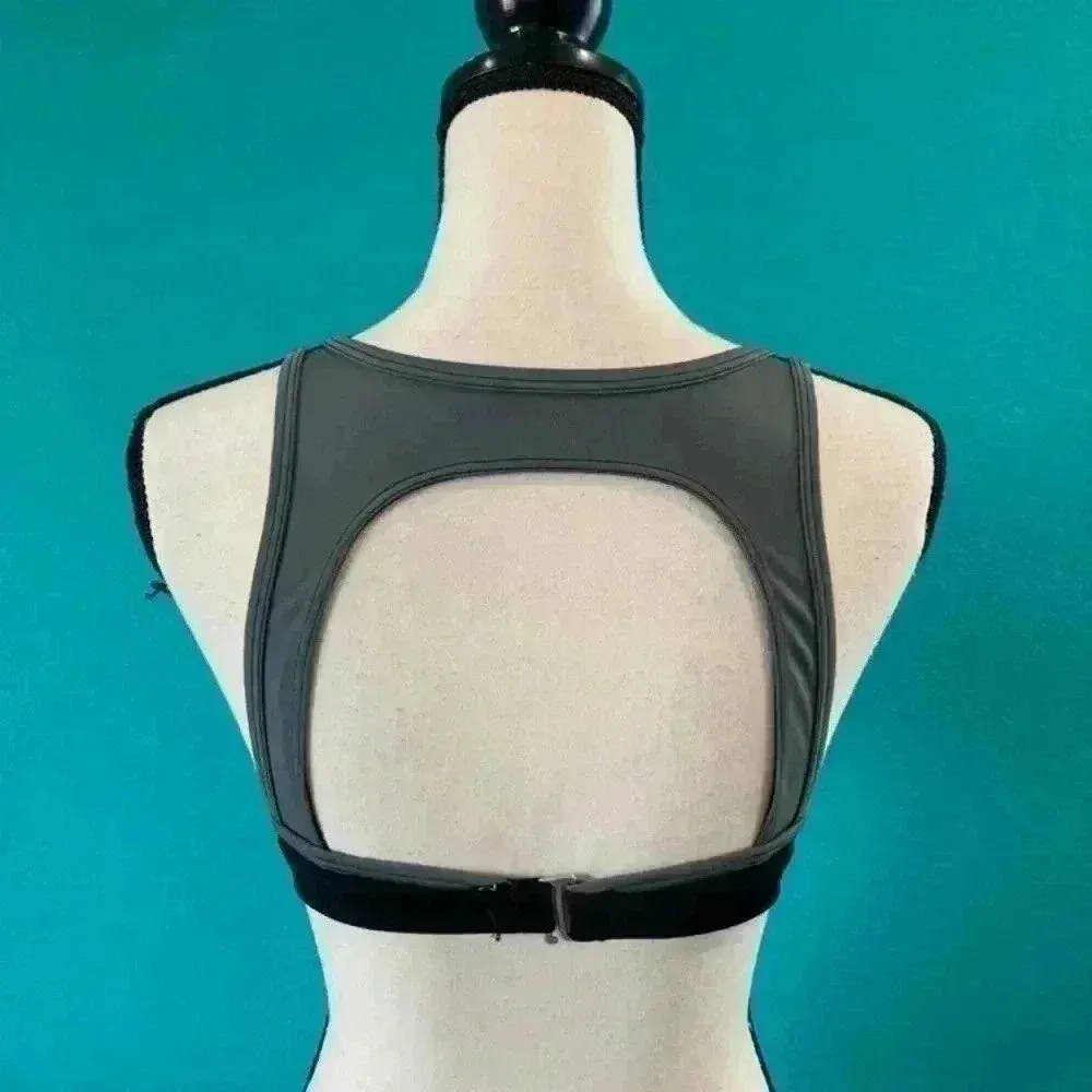 ⭐️ Athleta sports bra with a zipper - Image 3