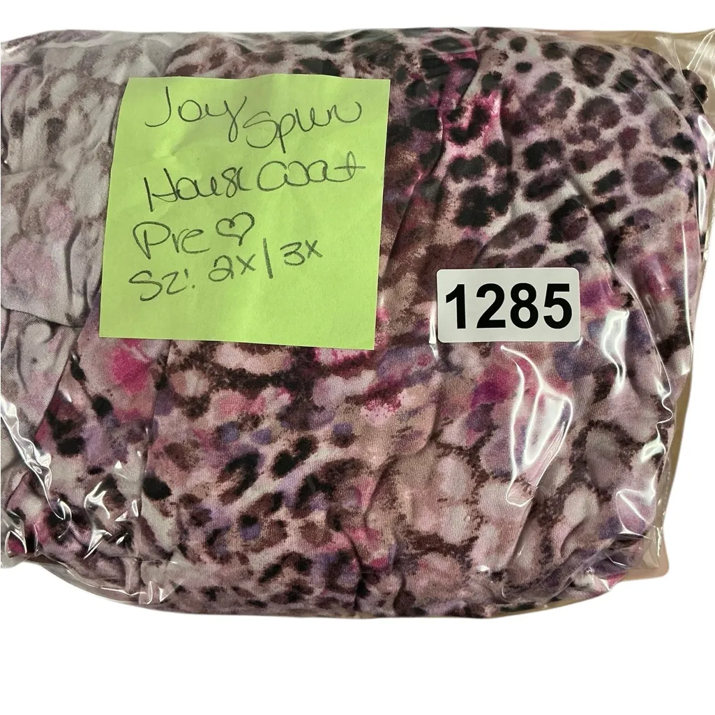 Leopard Print Lounge Robe with Pink Accents Size undefined - Image 3