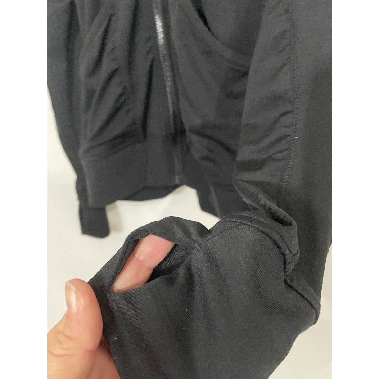 ATHLETA Zippy Jacket Hoodie Black Women's Medium Full Zip Jacket Workout - Image 2