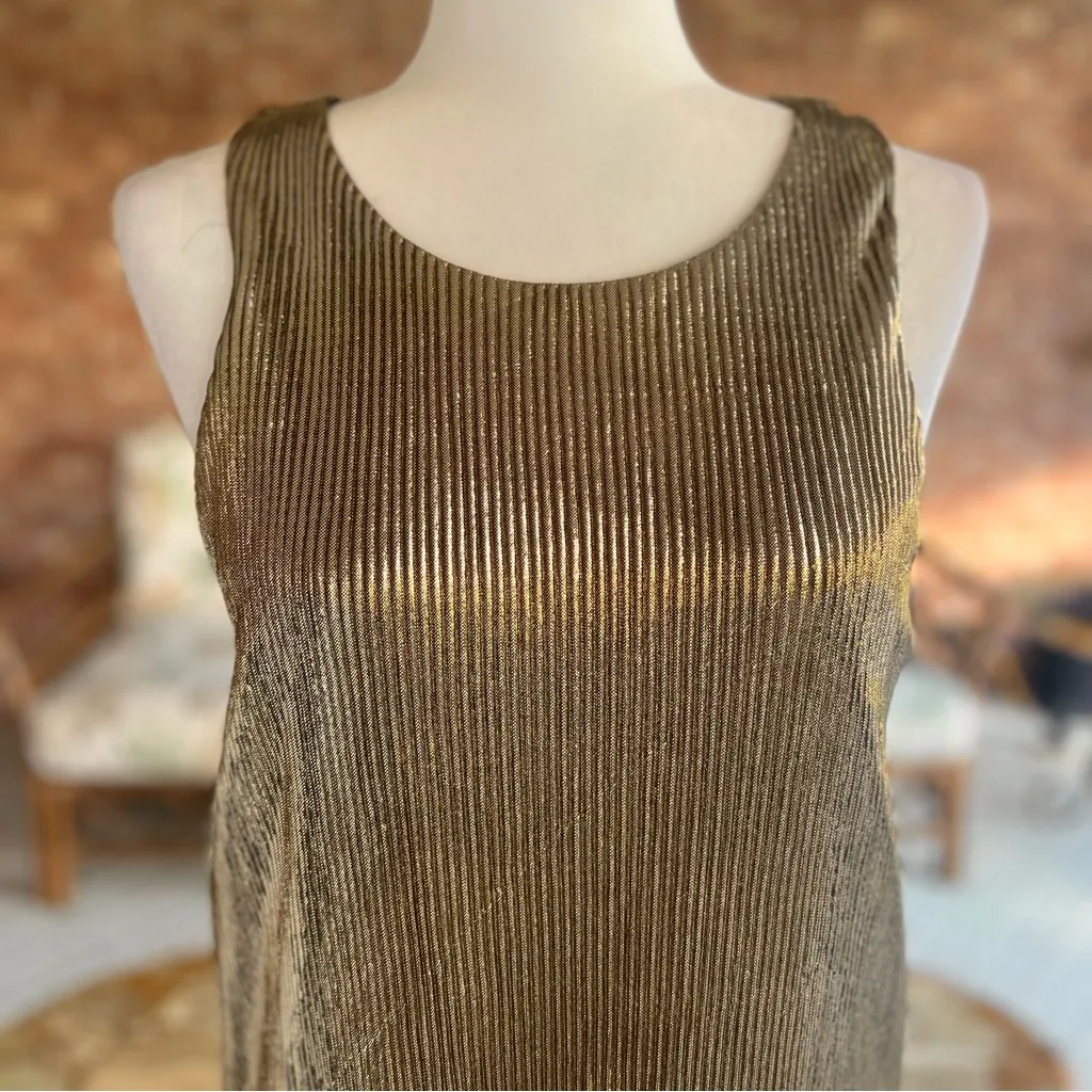 Bar III Copenhagen Gold Metallic Pleated Layered Sheath Mini Dress NWT M - Image 4