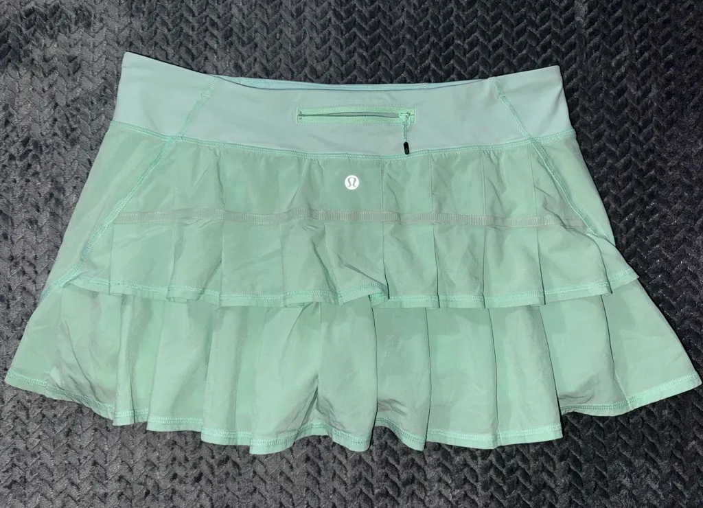 Lululemon Women’s Pacesetter Skirt Fresh Teal Pale Skort Tennis‎ Size 10 - Image 1