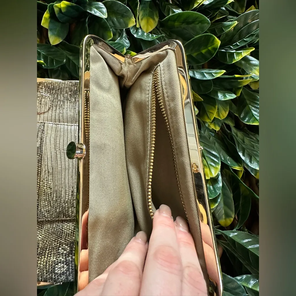 Genuine Leather Gold Clasp Snakeskin Pattern Wallet - Image 6