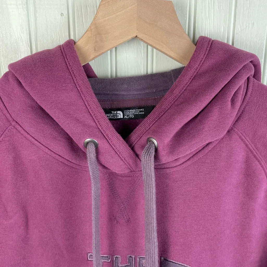 The North Face Women's Avalon Half Dome Pullover Hoodie Size XL Purple Plum Logo - Image 3
