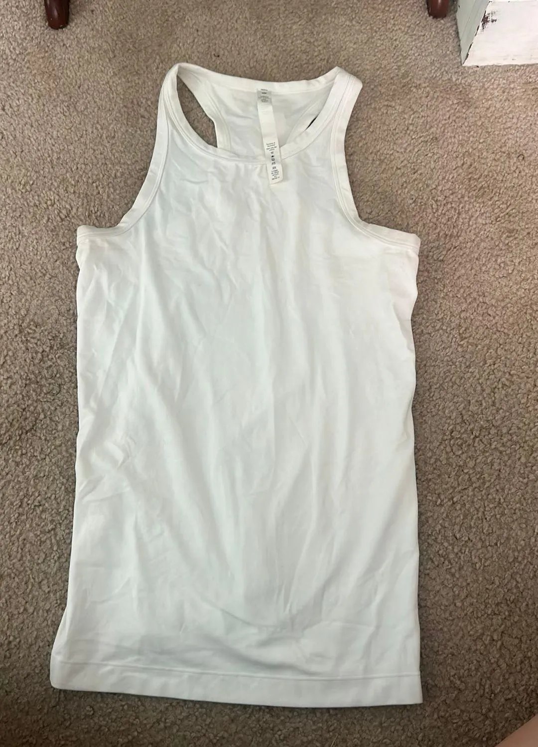 White Lululemon Tank full length size 8 - Image 5