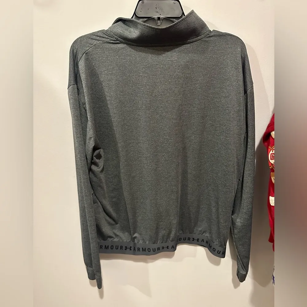 Size large under armor jacket gray large - Image 2