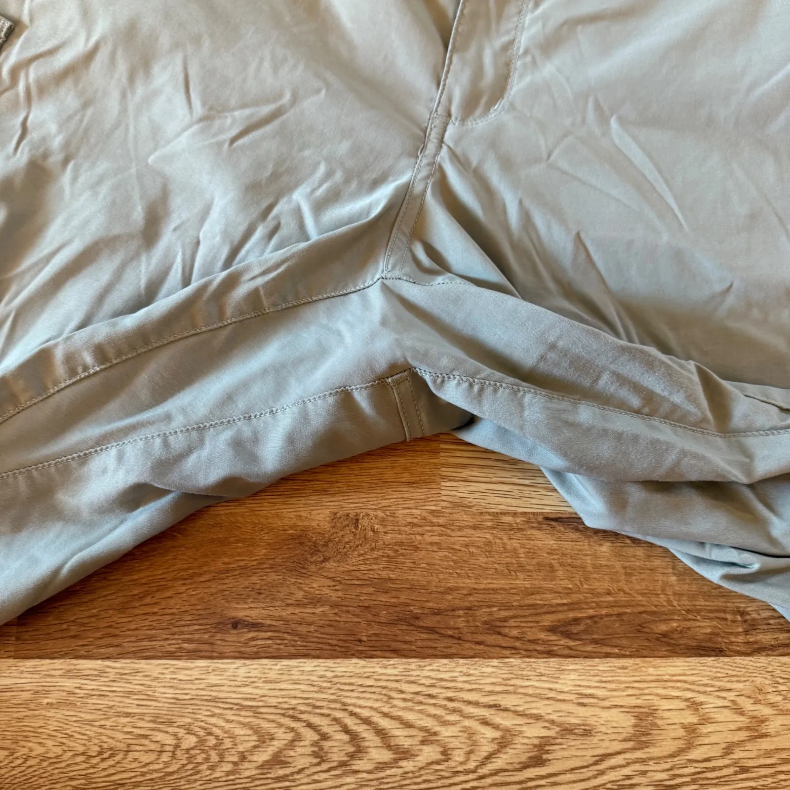 Duluth Trading Co. Women's 20W x 29 Khaki Cargo‎ Pants Plus Size Hiking Outdoor Tan - Image 5