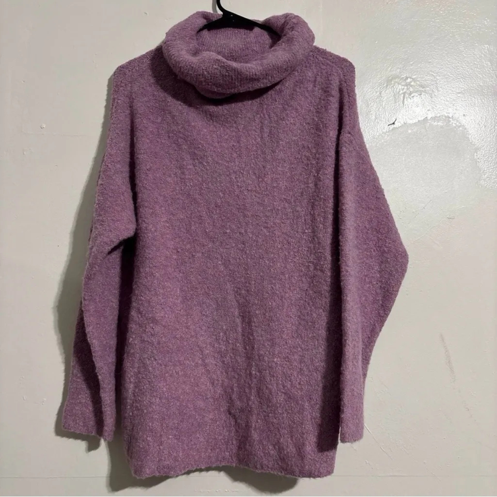 NWT Catherine Malandrino Large Lavender Cowl Neck Sweater - Image 2
