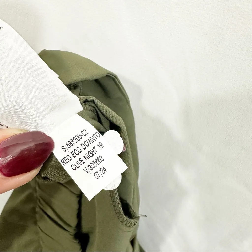 NWT GAP Downtown Straight Leg Pants in Olive Green - Image 10