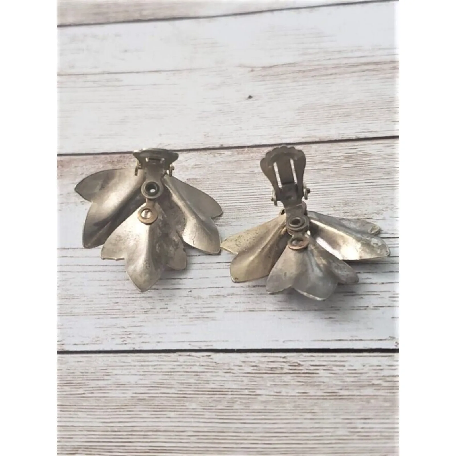 Vintage Clip On Earrings Large Burgundy & Gold Tone Leaves Statement - Image 4