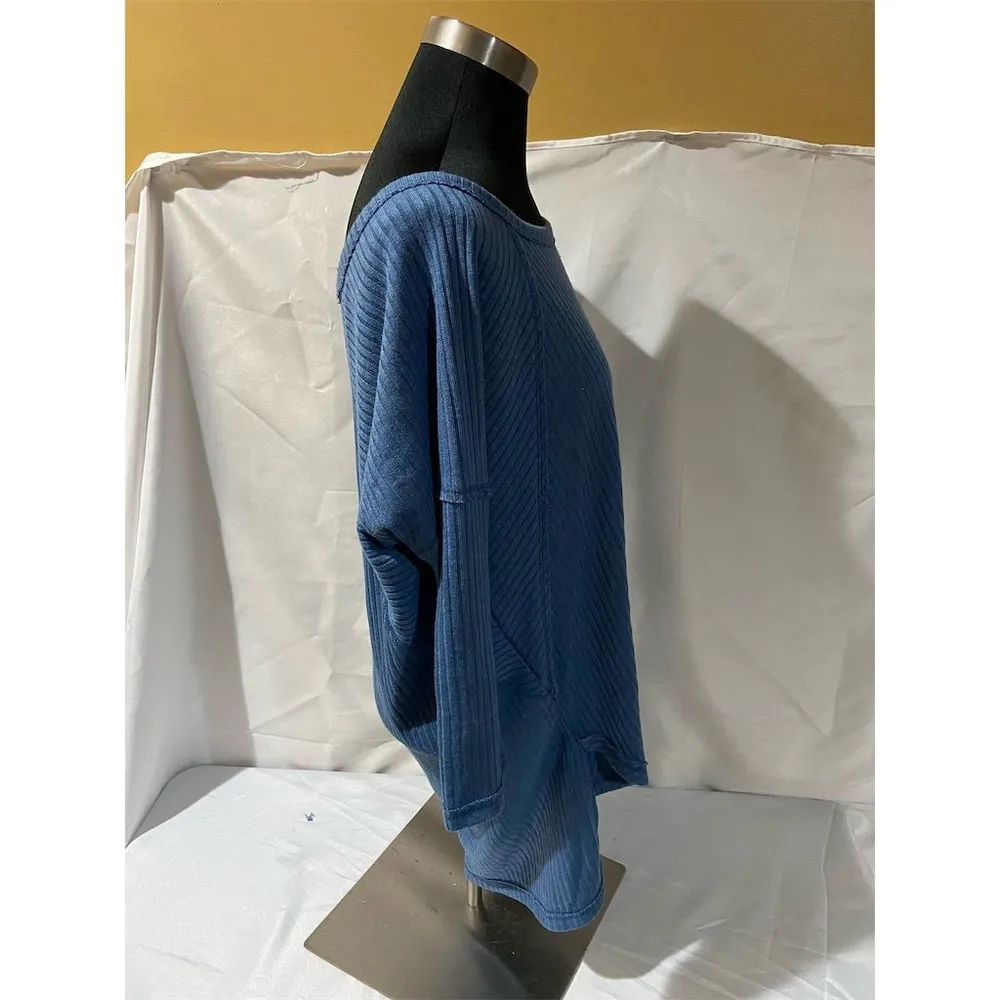 Wish List Women's Blue Knit Pullover Top Size M Casual 3/4 Sleeve - Image 4