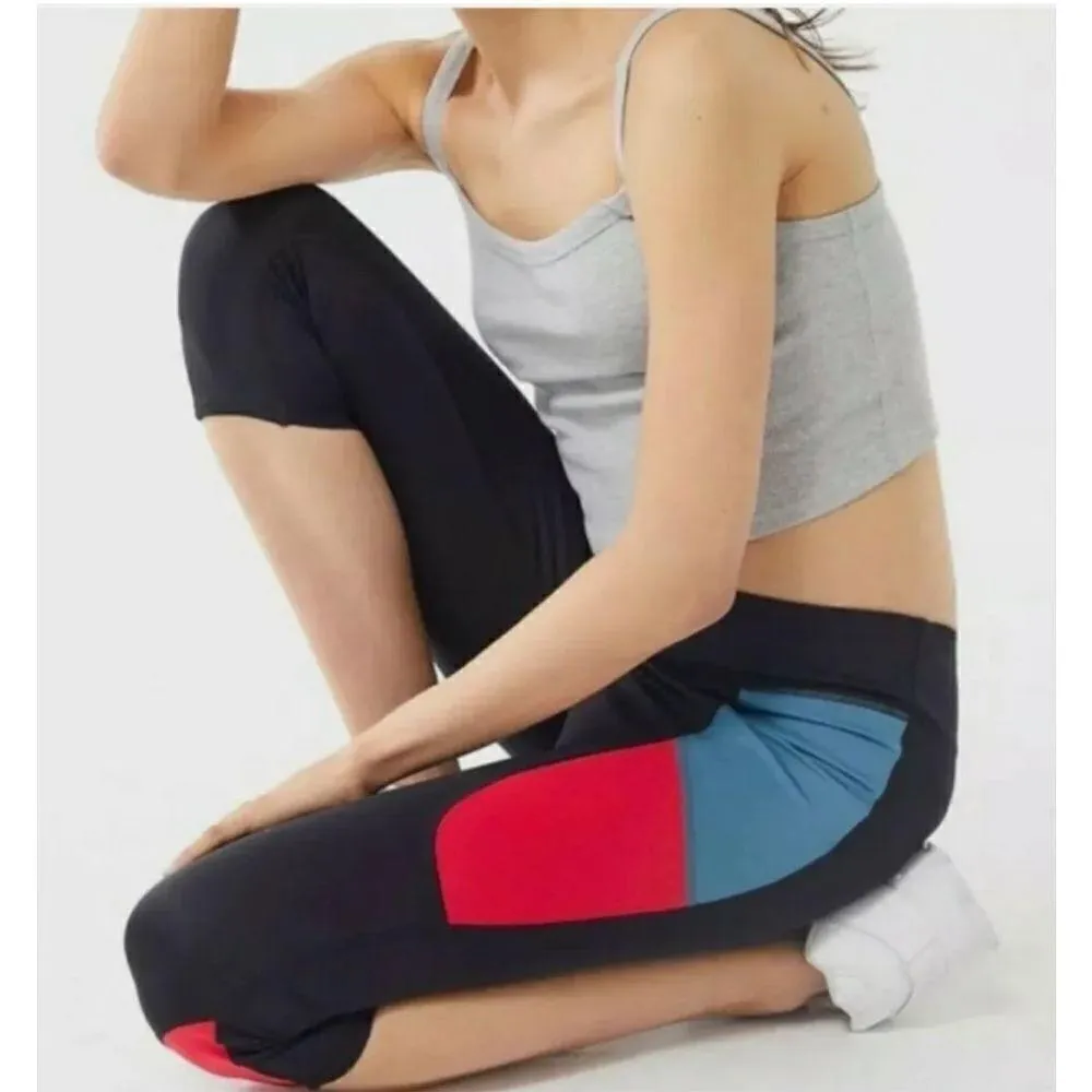Urban Outfitters Frankie Colorblock Cropped Legging Black Size Small - Image 2
