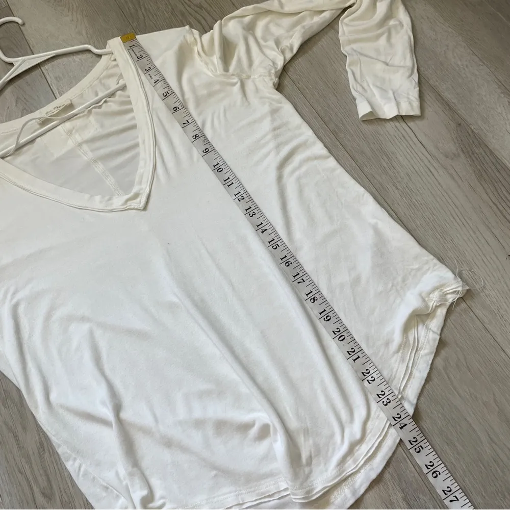 Free People Top vneck stretch tee womens White (medium) casual flowy coastal - Image 6