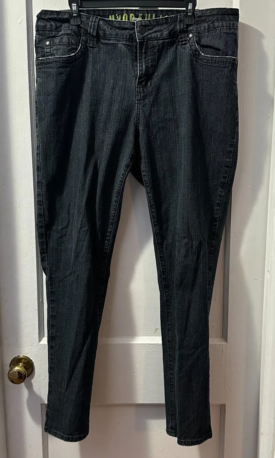 Hydraulic Dark Skinny Jeans in 18W - Image 1