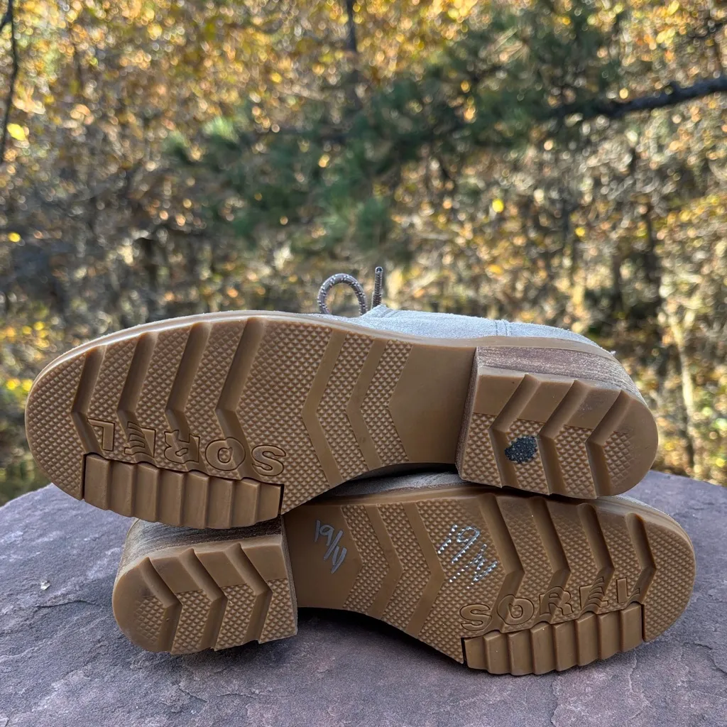 Sorel Cate Size 6.5/37.5 Women's Lace Up Ankle Boots Taupe Tan Suede Leather - Image 11