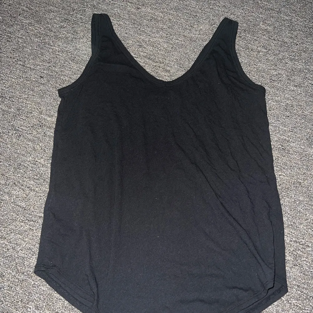 Everlane Black Tank Top Size Small - Image 4