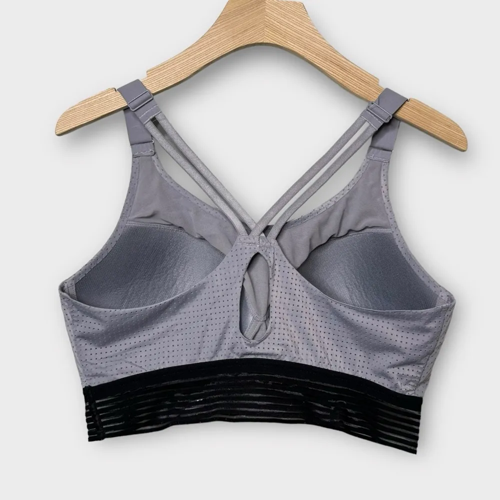 Victoria’s Secret Lightweight Sports Bra Lined Adjustable 36DD - Image 5