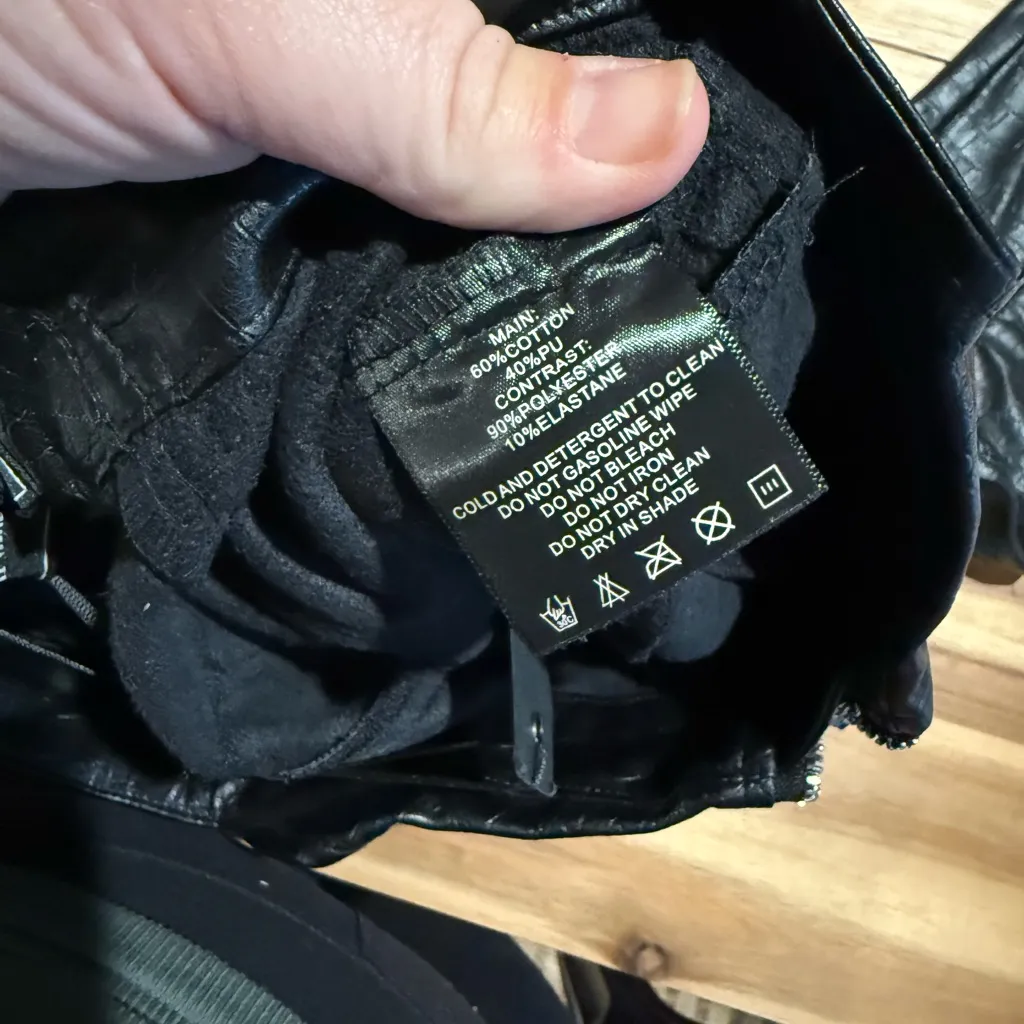 NWT maniere de voir faux leather pants women’s 4 - Image 7