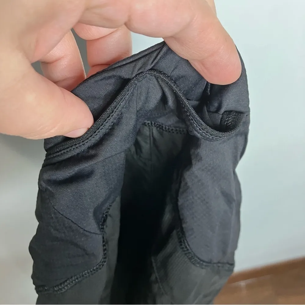 Patagonia Women’s Strider shorts black size medium‎ - Image 8