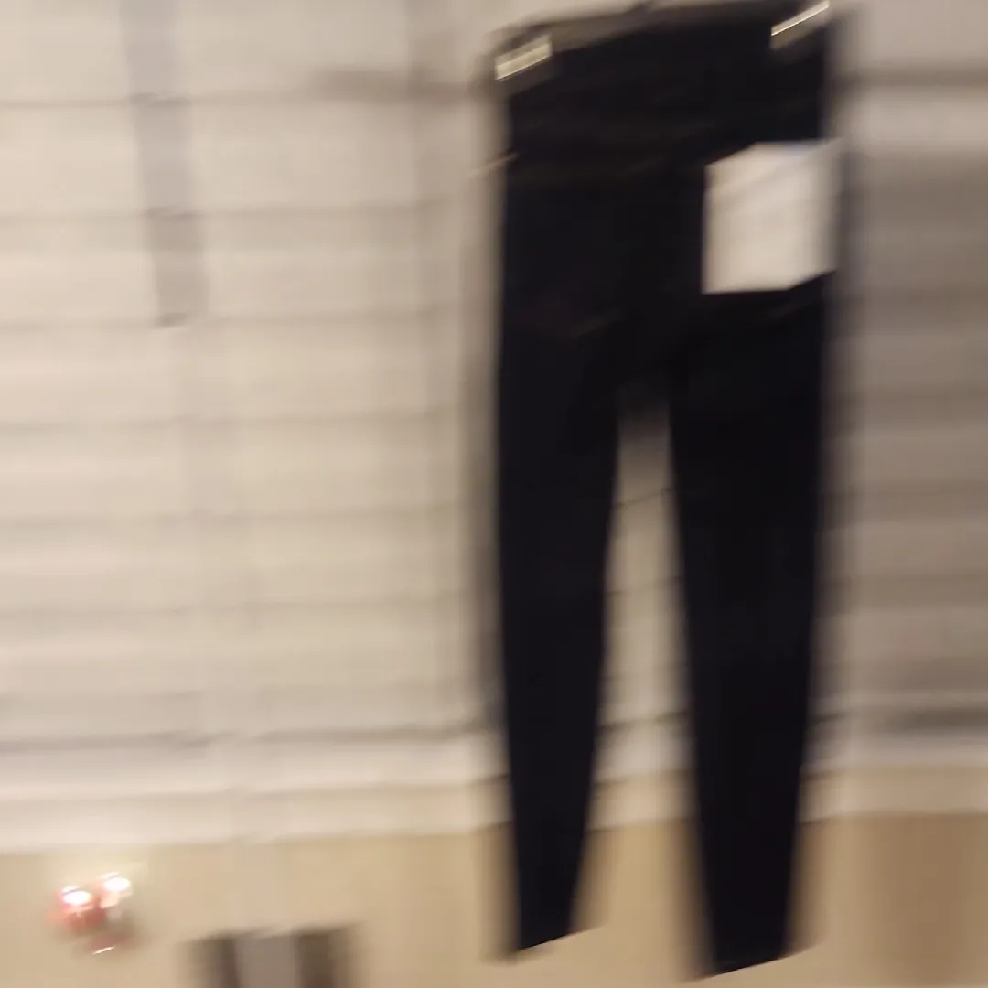 FRAME Sleek Straight Leg Jeans Size 26 - Image 8