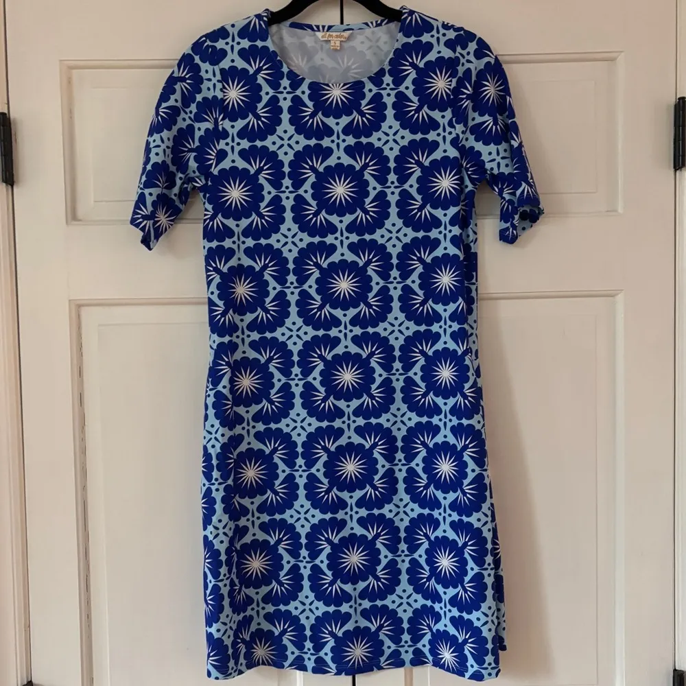 All For Color Starburst Blue Sun Protection Floral Dress Size Small Tee‎ Shirt - Image 2