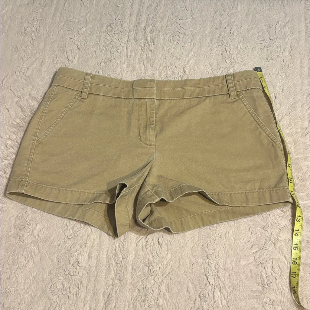 J.Crew CHINO shorts in size 10 - Image 2