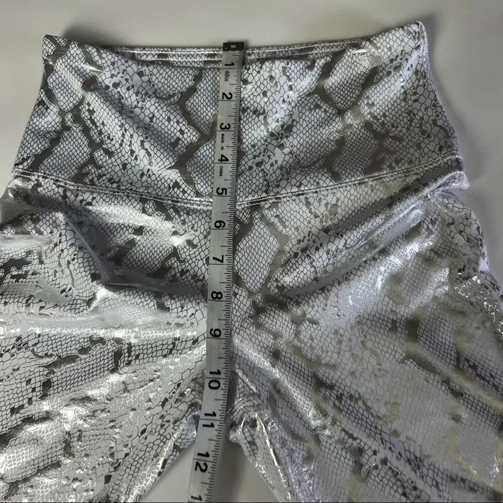KYODAN Womens Athletic Sporty Python Silver Foil Print Legging  Sz XS - Image 4