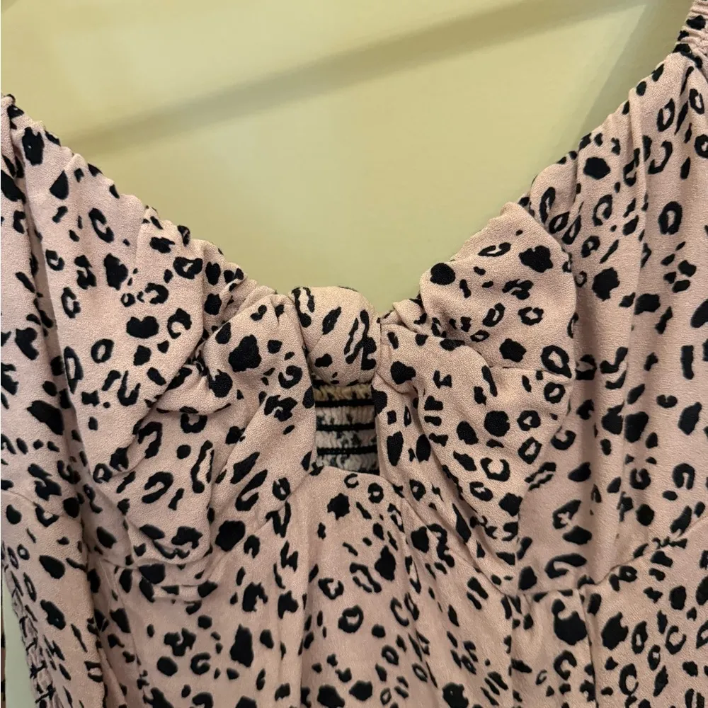 Simi Top Pink Black Leopard Cheetah Animal Print Size 8 NWOT - Image 8
