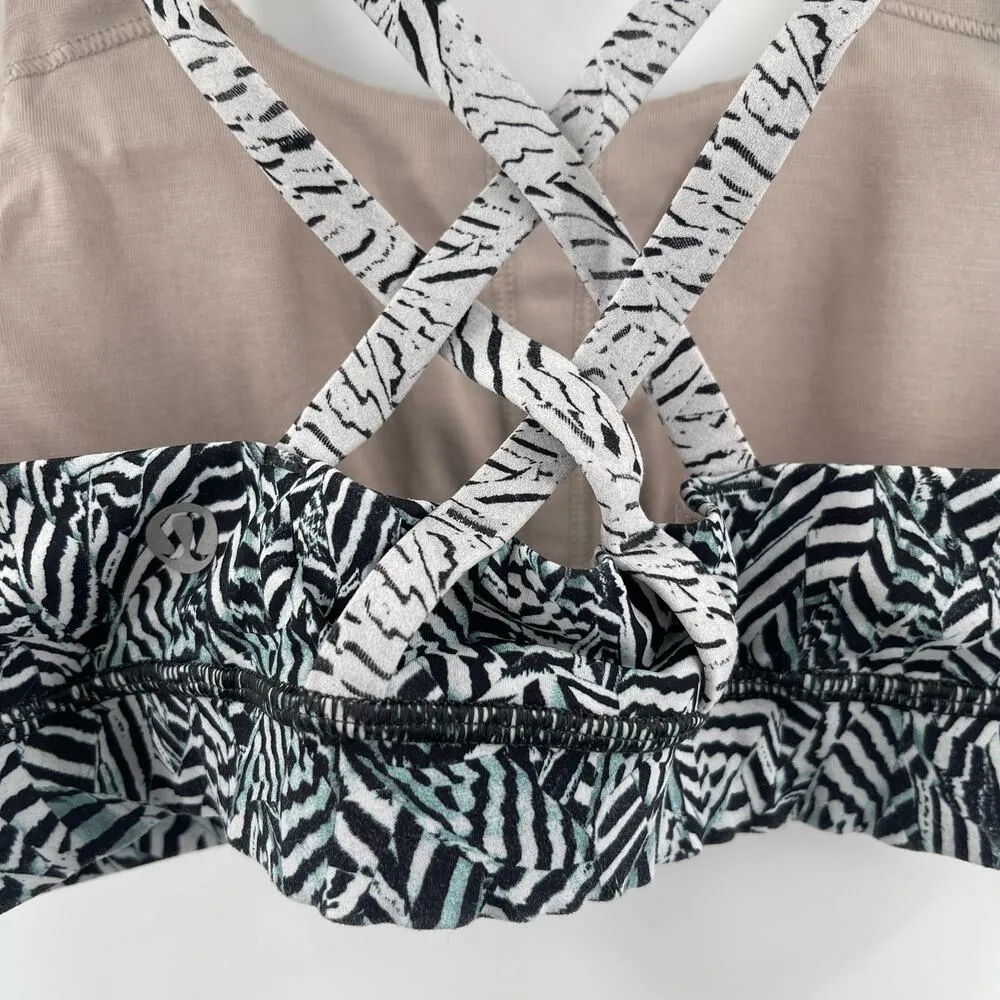 LULULEMON Sports Bra Size 4 Energy Nulux Abstract Zebra Print Sports Gym Yoga - Image 12
