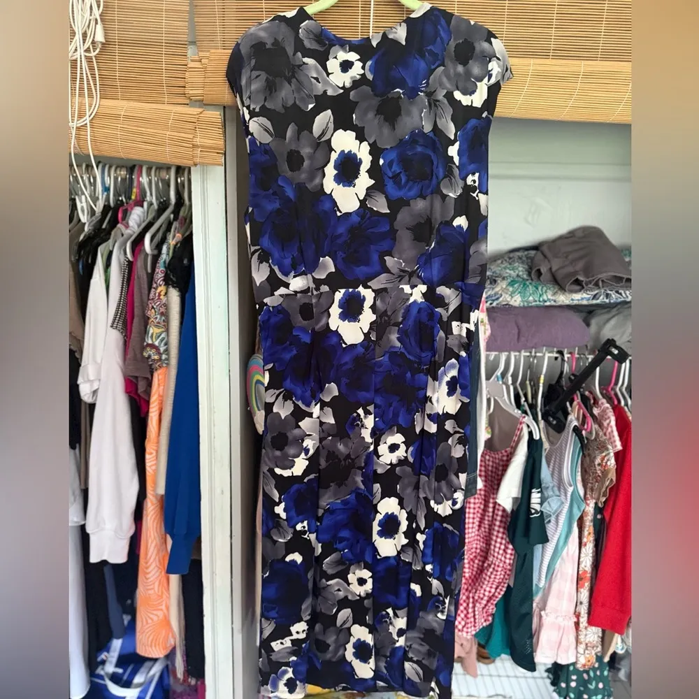 Lauren Ralph Lauren Blue V-Neck Sheath Dress for Weddings - Image 6