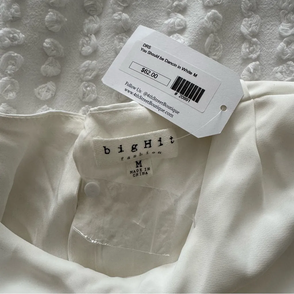 White flowy mini dress Size M - Image 7