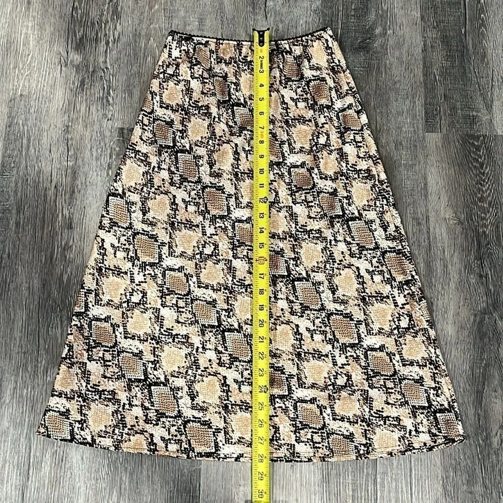 Evereve NWOT Peyton Jensen Reagan Cole Hearted snake skin midi skirt - XS ($108) - Image 4