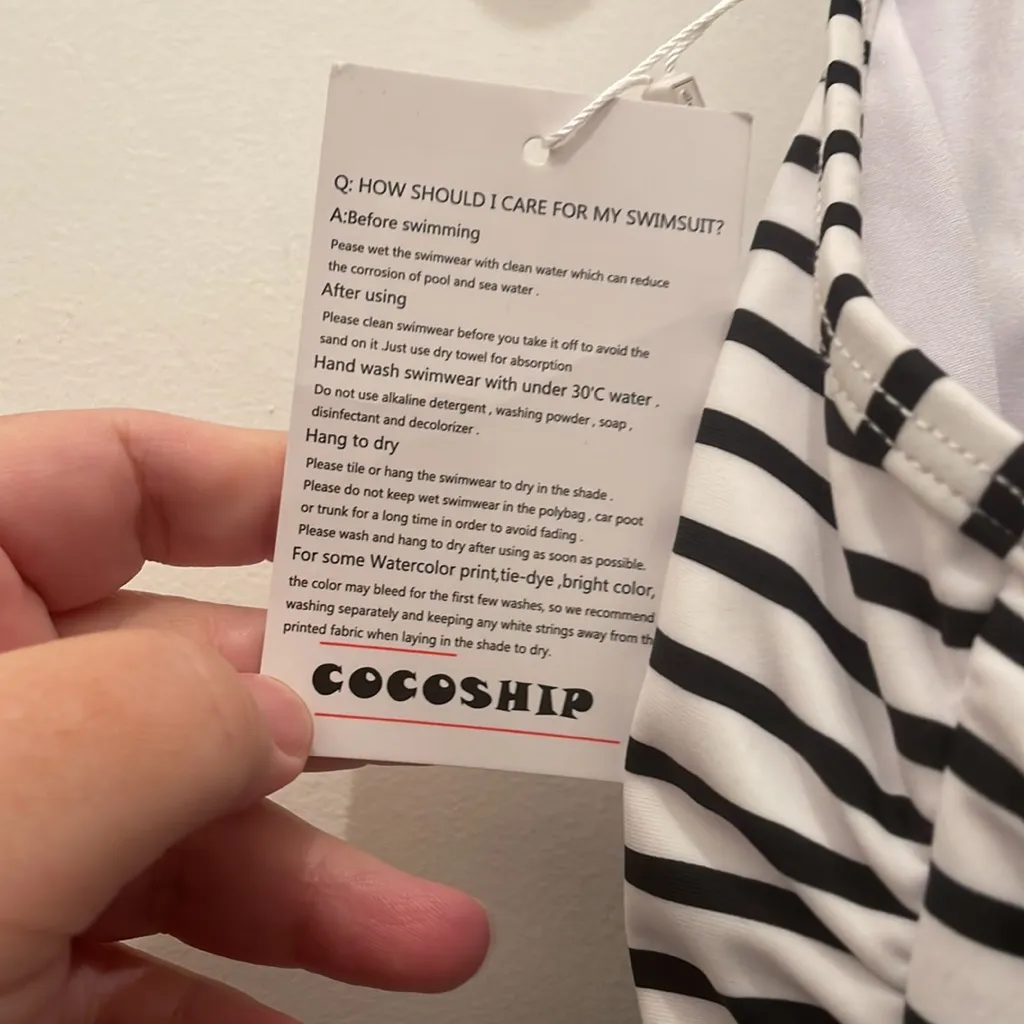 2/$30 Cocoship stripped swim bra size medium new - Image 4