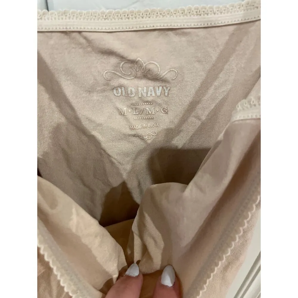 Old navy nude undershirt tank top M/L - Image 3