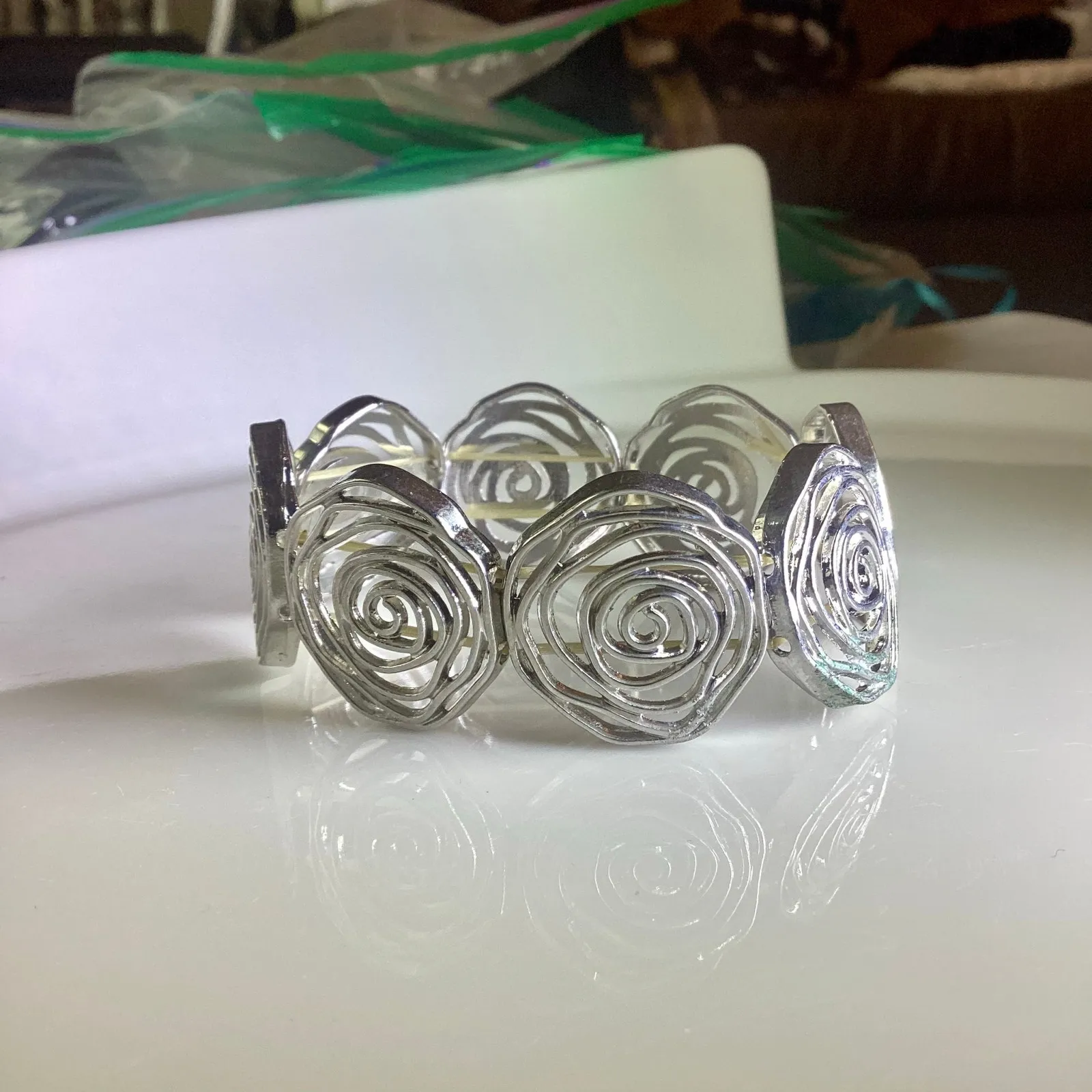 Paparazzi ♥ Beat Around The ROSEBUSH - Black ♥ Bracelet - Image 5