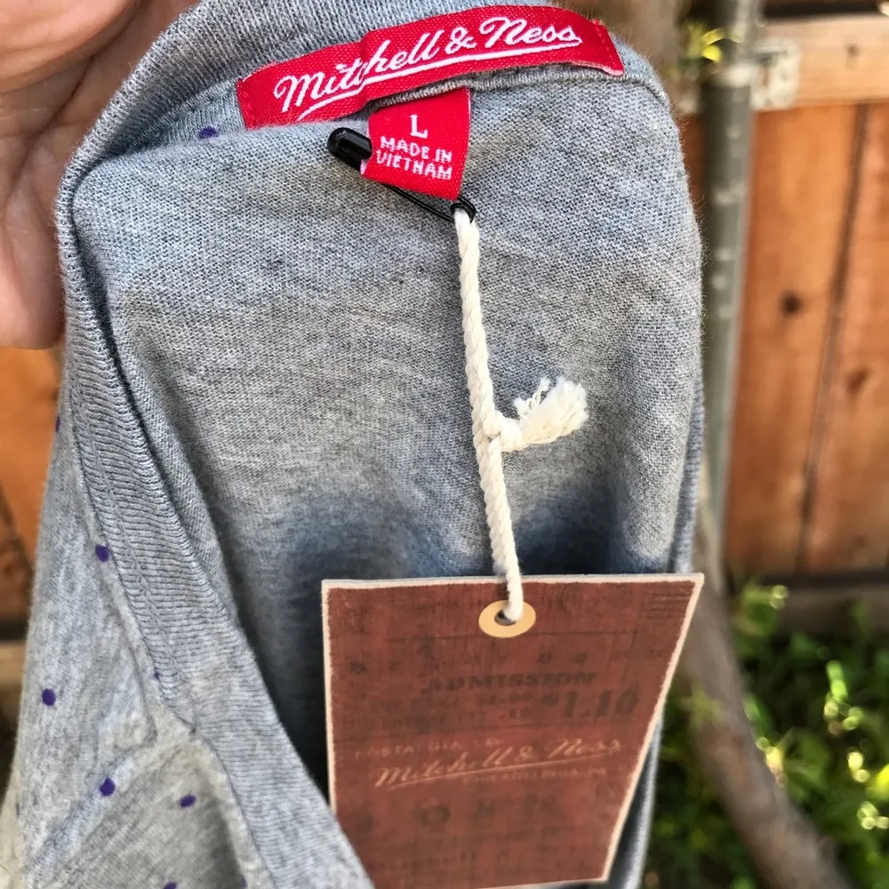 Mitchell & Ness NBA Lakers T-Shirt Dress size L - Image 9