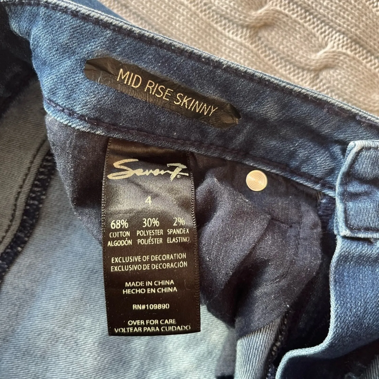 Seven7 Women’s Mid Rise Skinny Jeans Sz 4​ - Image 4