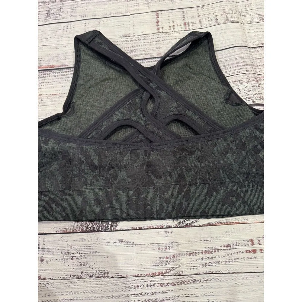 Gymshark NEW Adapt Animal Seamless Sports Bra in Butterfly Black Size Medium - Image 2